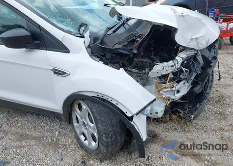 2018 Ford Escape S z USA, uszkodzony, nr VIN 1FMCU0F71JUA08149